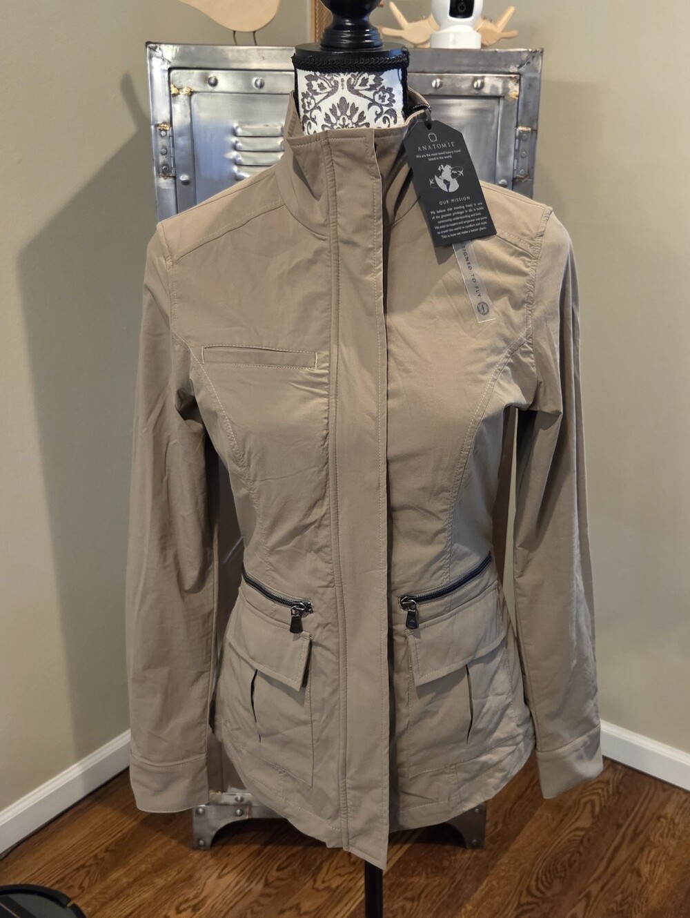 NWT Anatomie Womens KHAKI Kenya Stretch Travel Jacket sz XSmall